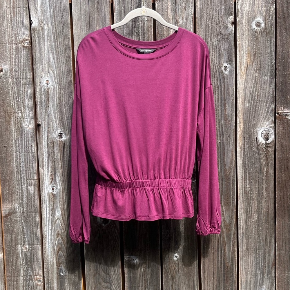 Banana Republic maroon long sleeve peplum top size XS
